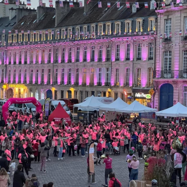 🎗️ Le Sport donne des Elles by ASPTT 👚

À l’occasion d’Octobre Rose 🎗️, plusieurs clubs ASPTT se sont mobilisés en organisant leur événement Le Sport Donne des Elles (LSDDE).

Rencontres sportives 🤝, défis 🎯, journées et semaines découvertes 🔎, soirée fluorescente 🌈, les idées étaient nombreuses et vous aussi !

Un grand MERCI à toutes et tous 🙏 et rendez-vous en Mars 🗓️ pour les prochains événements LSDDE ! 

@asptt_caen_omnisports_ @aspttbayonne @asptt_cergy_pontoise @aspttcoeurdegaronne @aspttdijon @asptt.grenoble.gresivaudan @aspttlimogeshockeysurgazon @aspttmontlucon @asptt.nice 

#octobrerose #lsdde #FSASPTT #rubanrose